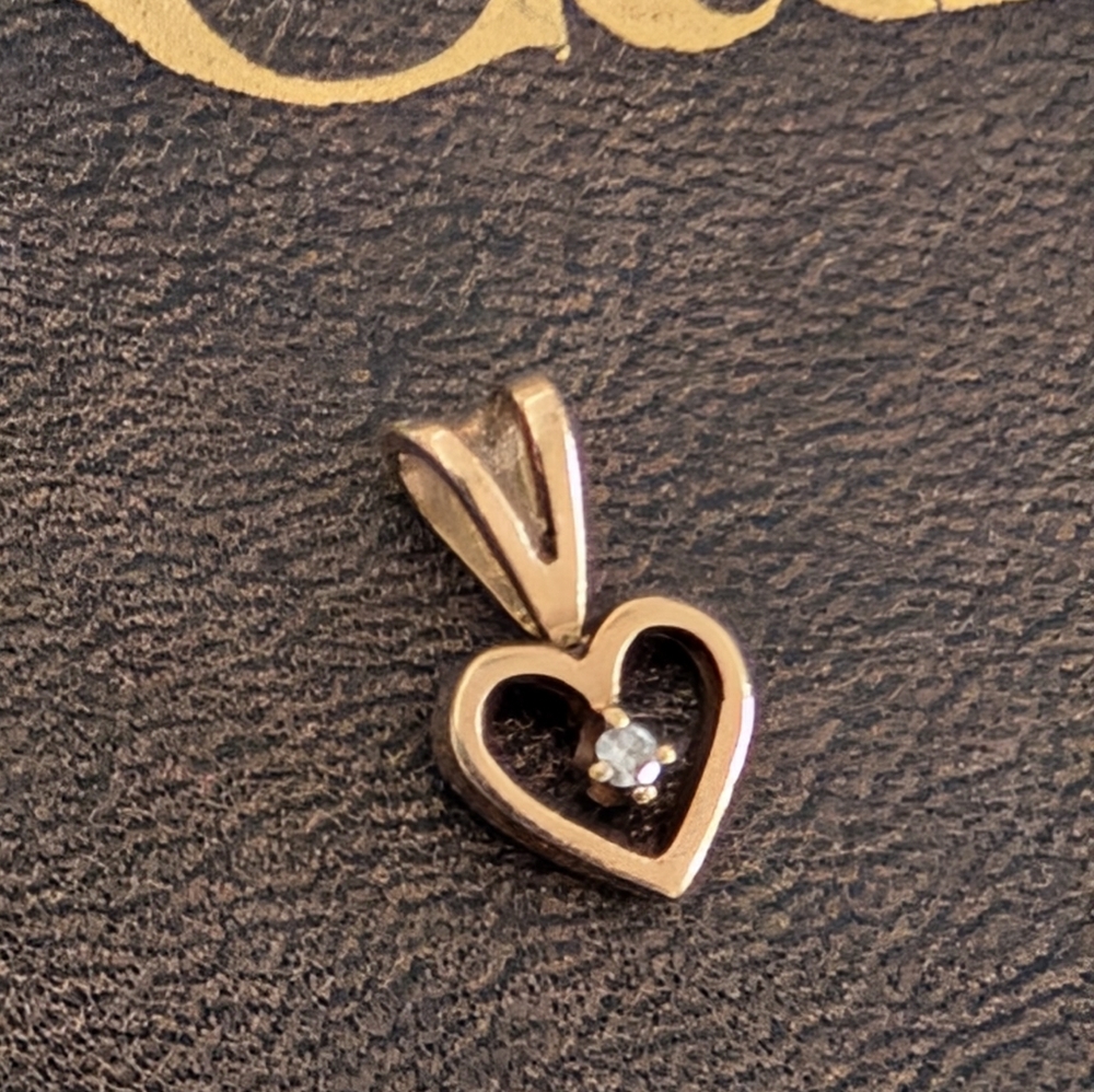 Small 10k Gold Heart Pendant